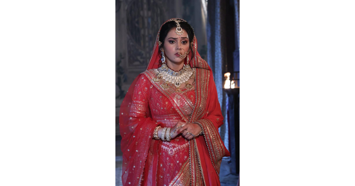 Mallika Singh looks breathtaking in an exquisite 10 kg lehenga on COLORS’ ‘Pracchand Ashok’